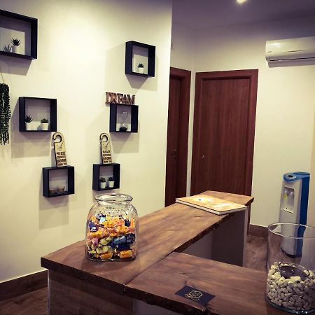 Bed and Breakfast Napoli Central Station Deluxe Экстерьер фото