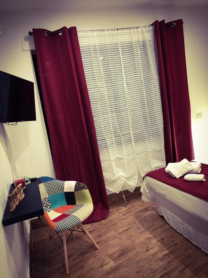 Bed and Breakfast Napoli Central Station Deluxe Экстерьер фото